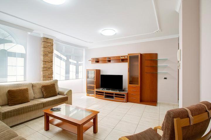 Aeropuerto Gran Canaria Apartamento Vacacional Carrizal Dış mekan fotoğraf